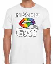 Originele kiss me i am gay t-shirt wit heren carnavalskleding